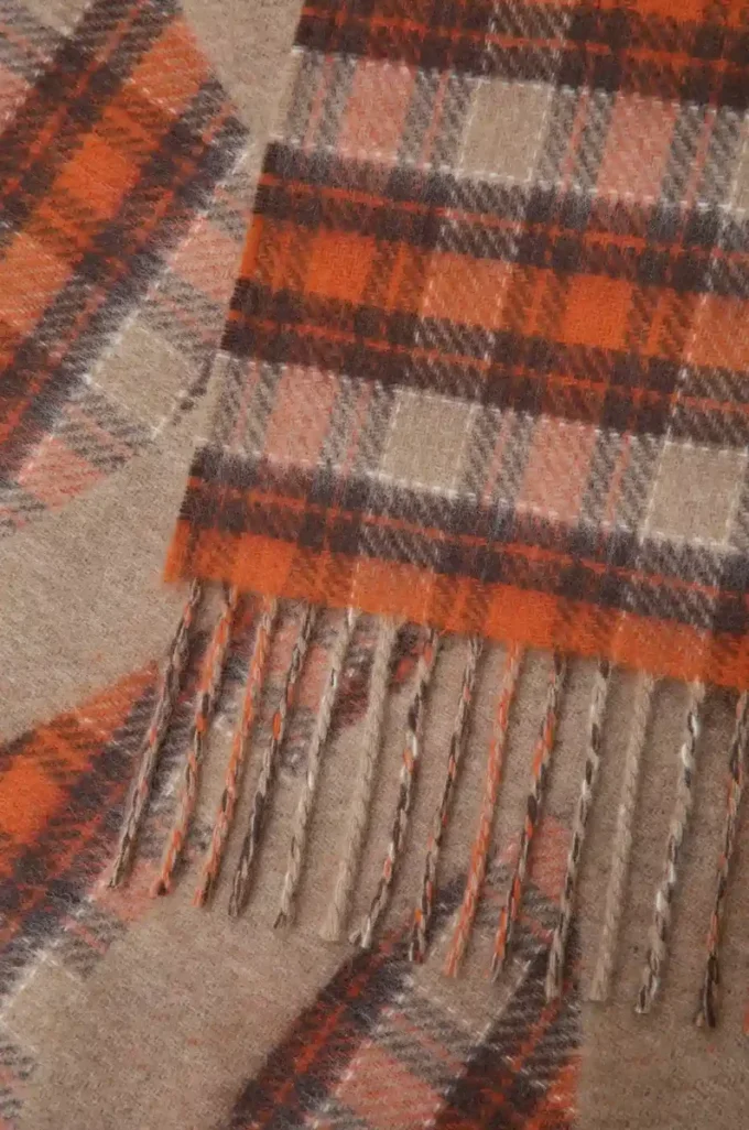 Blanket in wool and cashmere Beige/Orange Blanket in wool and cashmere Beige/Orange
