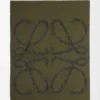 Blanket in wool and cashmere Khaki Green/Black Blanket in wool and cashmere Khaki Green/Black