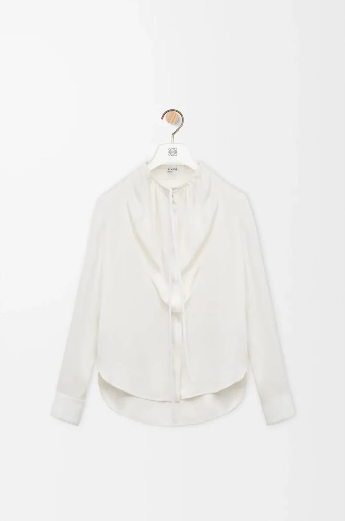 Blouse in silk White Blouse in silk White