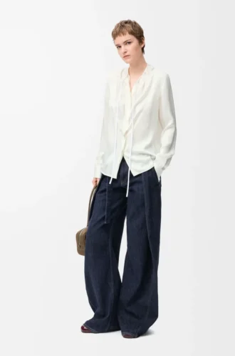 Blouse in silk White