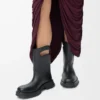 Bobby boot in vegetable-tanned calfskin Black