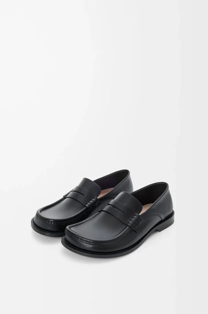Campo flap back loafer in waxy calfskin Black Campo flap back loafer in waxy calfskin Black