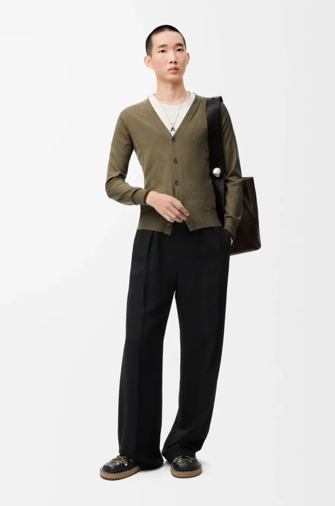 Cardigan in wool Green/Khaki Green