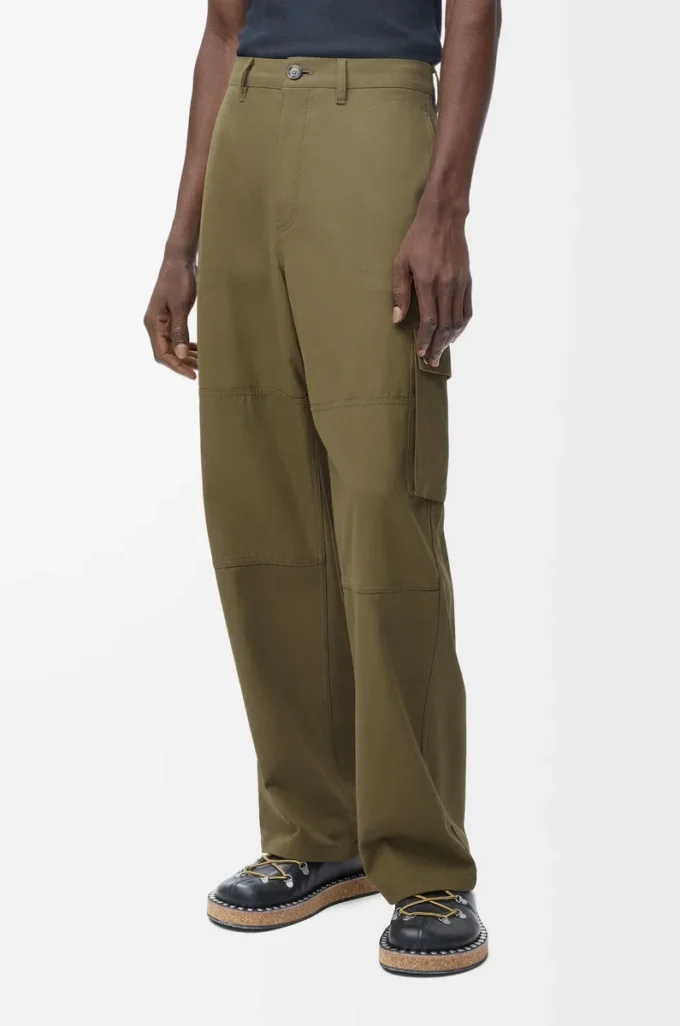 Cargo trousers in cotton Khaki Green Cargo trousers in cotton Khaki Green