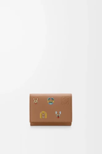 Cats trifold wallet in classic calfskin Mocha