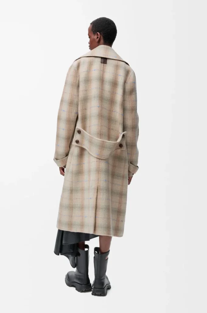 Coat in wool and cashmere blend Beige Coat in wool and cashmere blend Beige