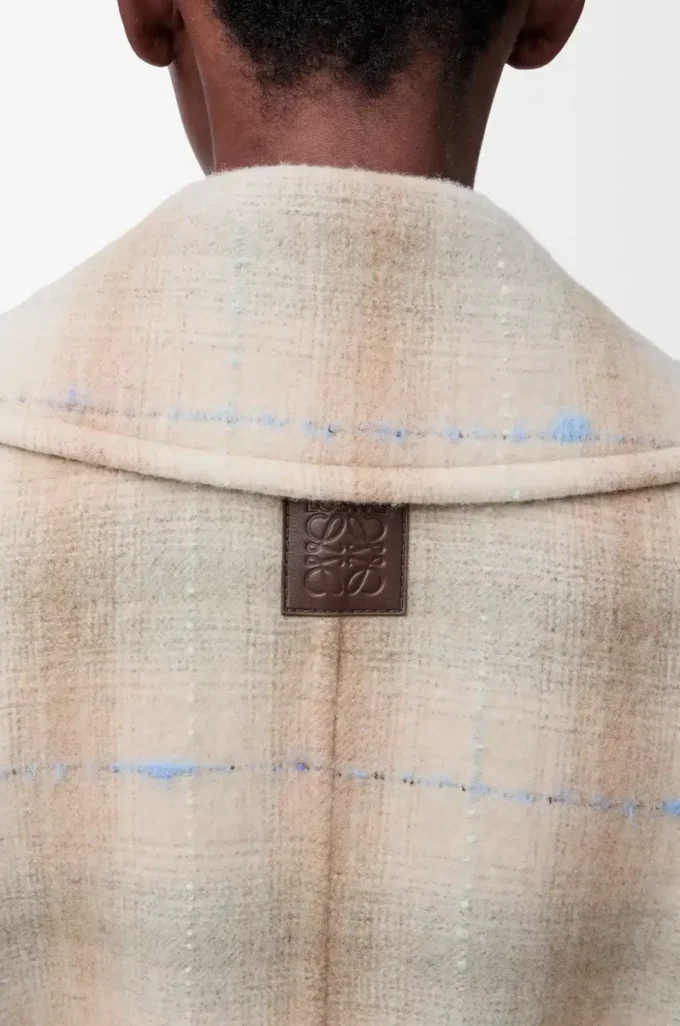 Coat in wool and cashmere blend Beige Coat in wool and cashmere blend Beige