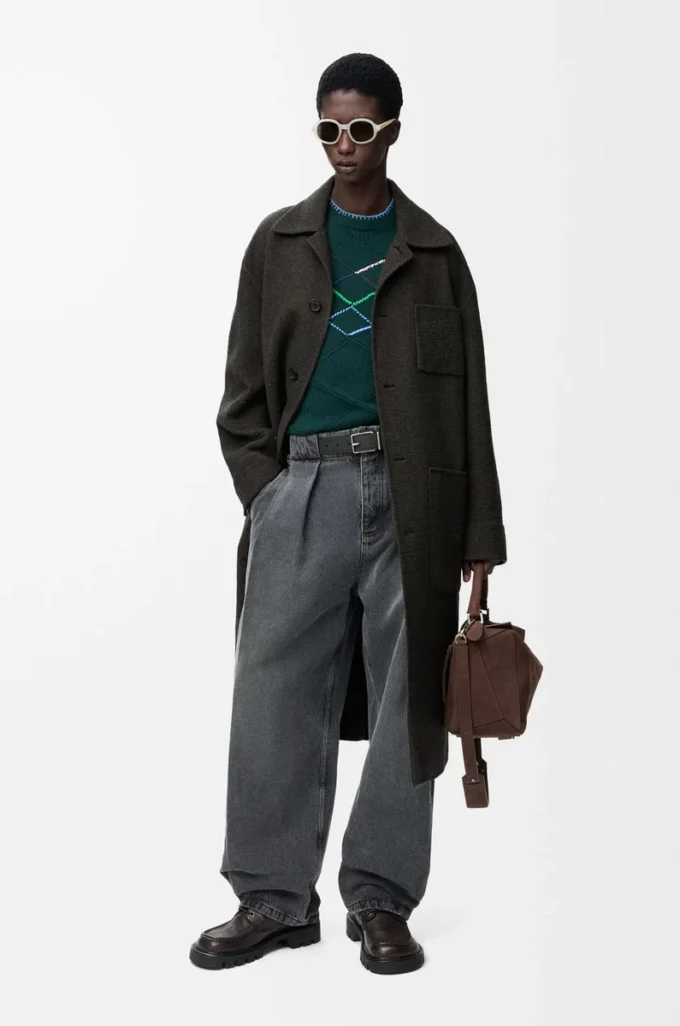 Coat in wool and silk Khaki Brown/Blue Coat in wool and silk Khaki Brown/Blue