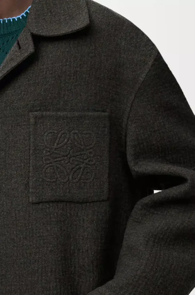 Coat in wool and silk Khaki Brown/Blue Coat in wool and silk Khaki Brown/Blue
