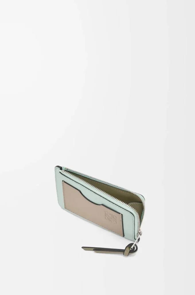 Coin cardholder in soft grained calfskin Frozen/Clay