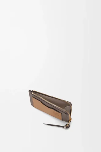 Coin cardholder in soft grained calfskin Taupe/Gold