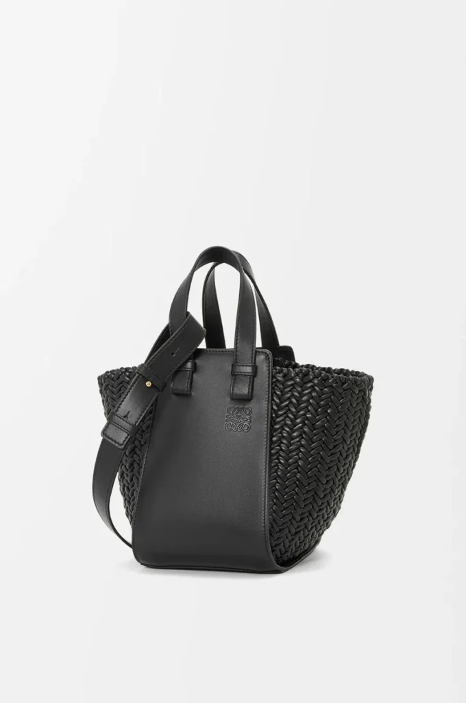 Compact Hammock bag in calfskin Black Compact Hammock bag in calfskin Black