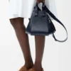 Compact Hammock bag in soft grained calfskin Deep Navy Compact Hammock bag in soft grained calfskin Deep Navy