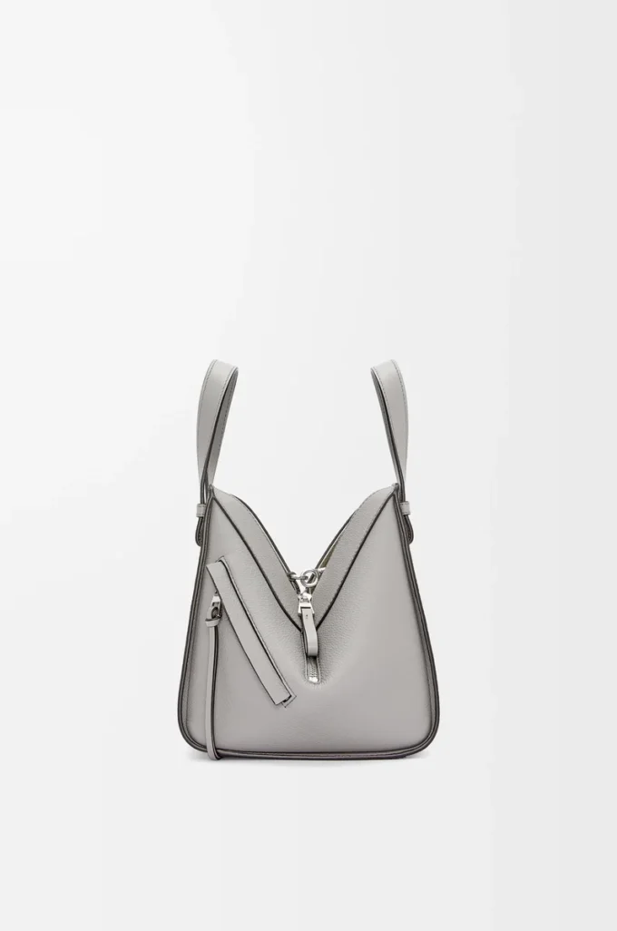 Compact Hammock bag in soft grained calfskin Pearl Grey Compact Hammock bag in soft grained calfskin Pearl Grey