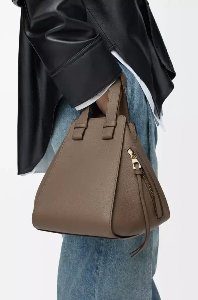 Compact Hammock bag in soft grained calfskin Taupe Compact Hammock bag in soft grained calfskin Taupe