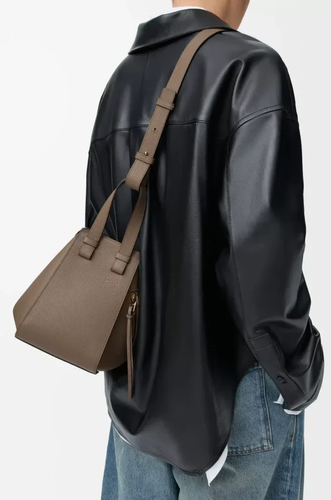 Compact Hammock bag in soft grained calfskin Taupe Compact Hammock bag in soft grained calfskin Taupe