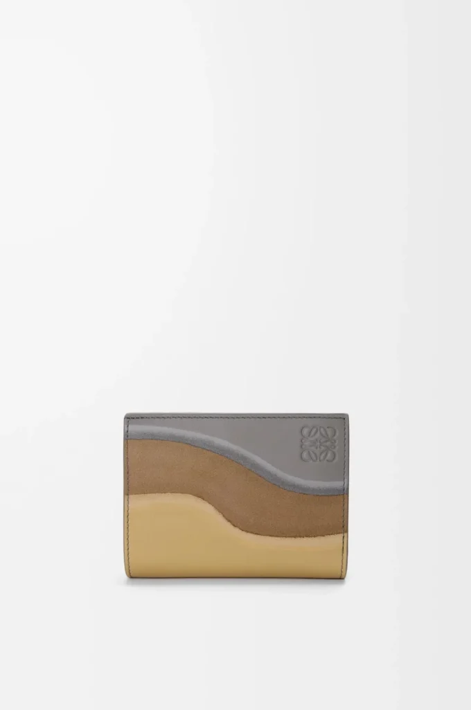 Compact Landscape wallet in nappa calfskin Sparkling Grey/Butter Compact Landscape wallet in nappa calfskin Sparkling Grey/Butter