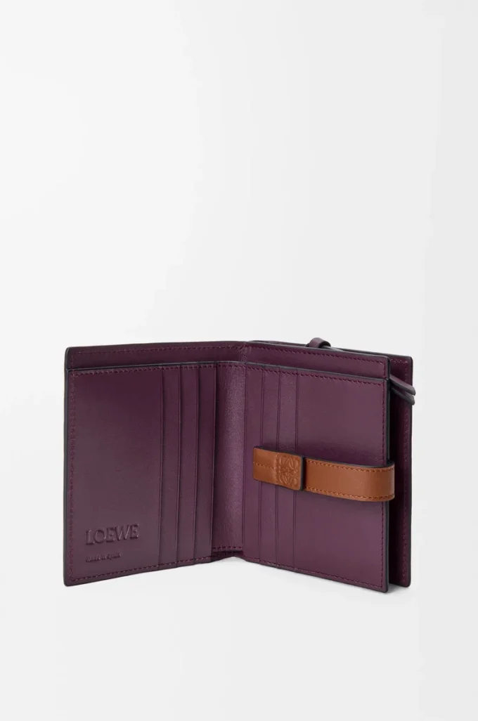 Compact zip wallet in soft grained calfskin Dirty Mauve/Squirrel Compact zip wallet in soft grained calfskin Dirty Mauve/Squirrel