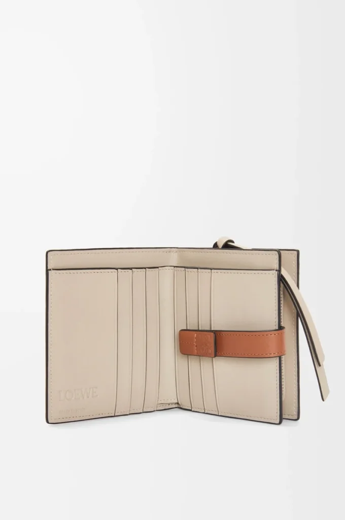 Compact zip wallet in soft grained calfskin Rosemary/Tan Compact zip wallet in soft grained calfskin Rosemary/Tan