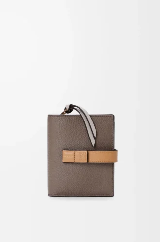 Compact zip wallet in soft grained calfskin Taupe/Gold