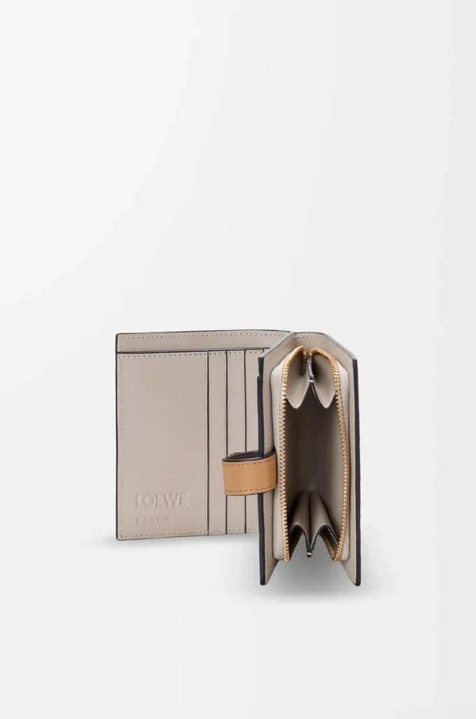Compact zip wallet in soft grained calfskin Taupe/Gold Compact zip wallet in soft grained calfskin Taupe/Gold