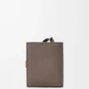 Compact zip wallet in soft grained calfskin Taupe/Gold Compact zip wallet in soft grained calfskin Taupe/Gold