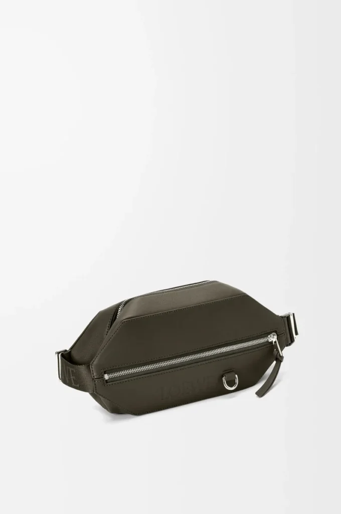 Convertible sling in classic calfskin Dark Khaki Convertible sling in classic calfskin Dark Khaki