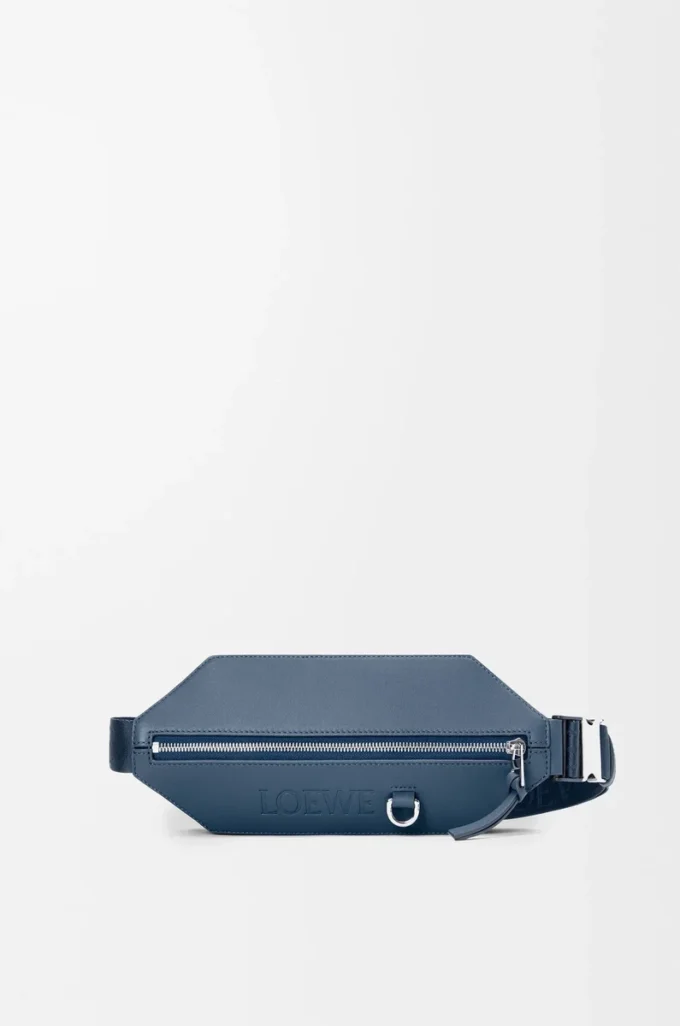 Convertible sling in classic calfskin Indigo Dye Convertible sling in classic calfskin Indigo Dye