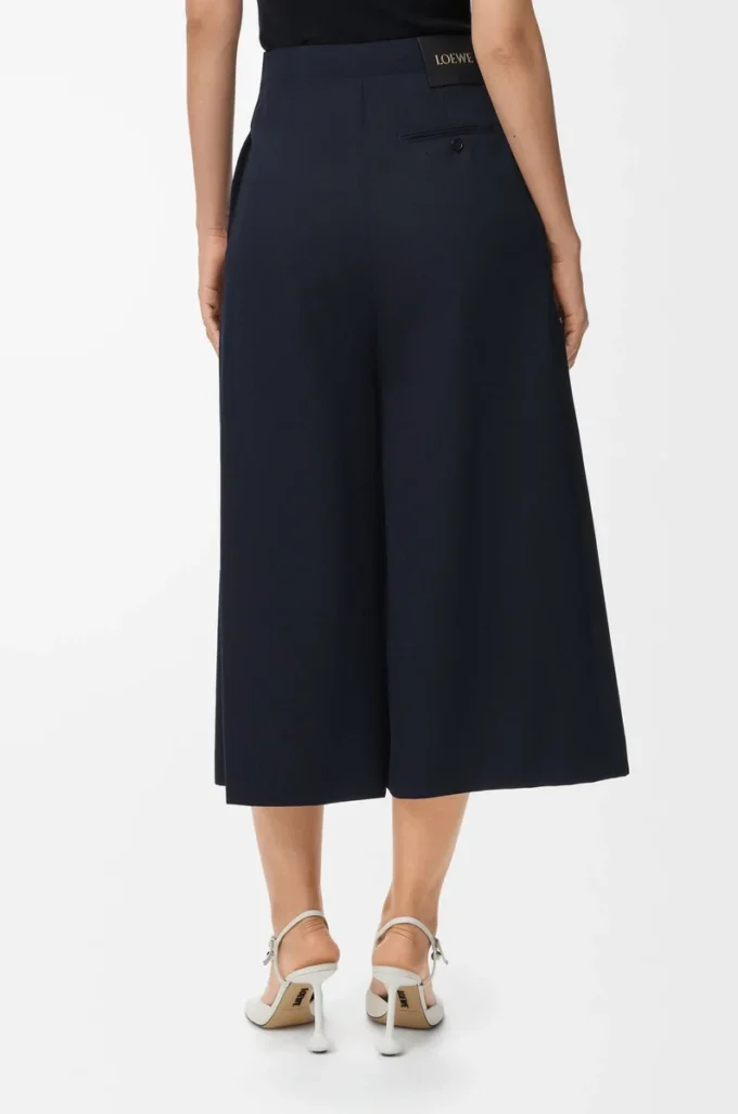 Cropped belted trousers in wool Navy Blue Cropped belted trousers in wool Navy Blue