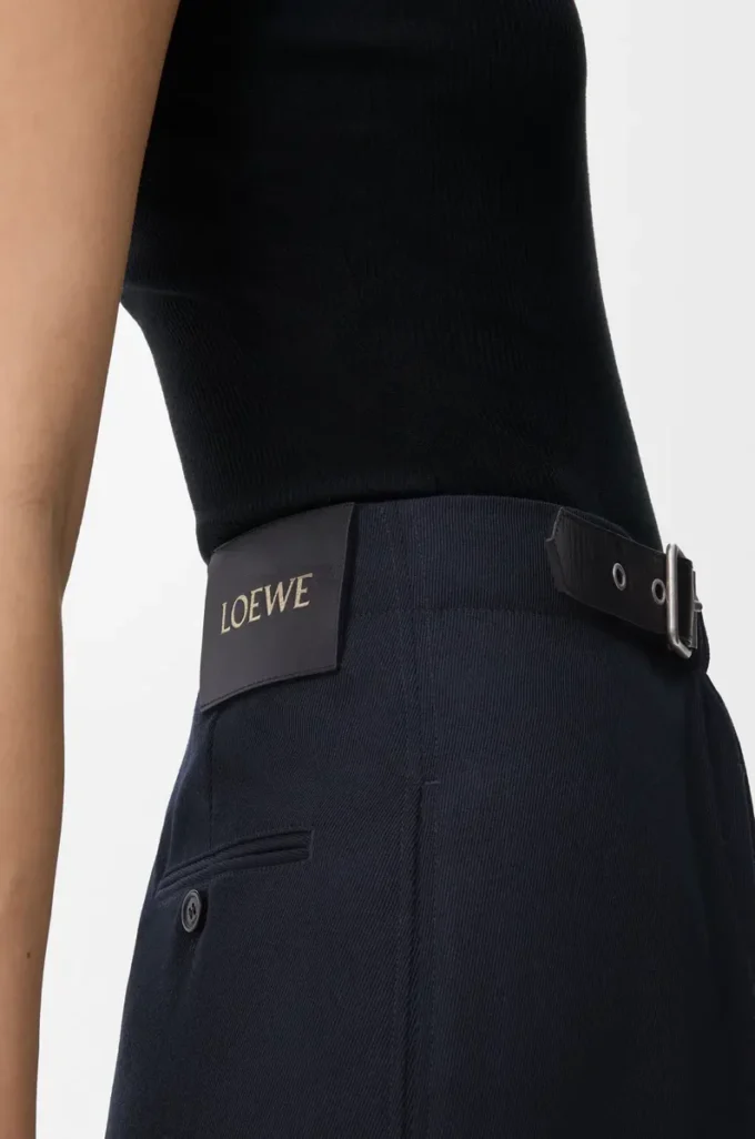 Cropped belted trousers in wool Navy Blue Cropped belted trousers in wool Navy Blue