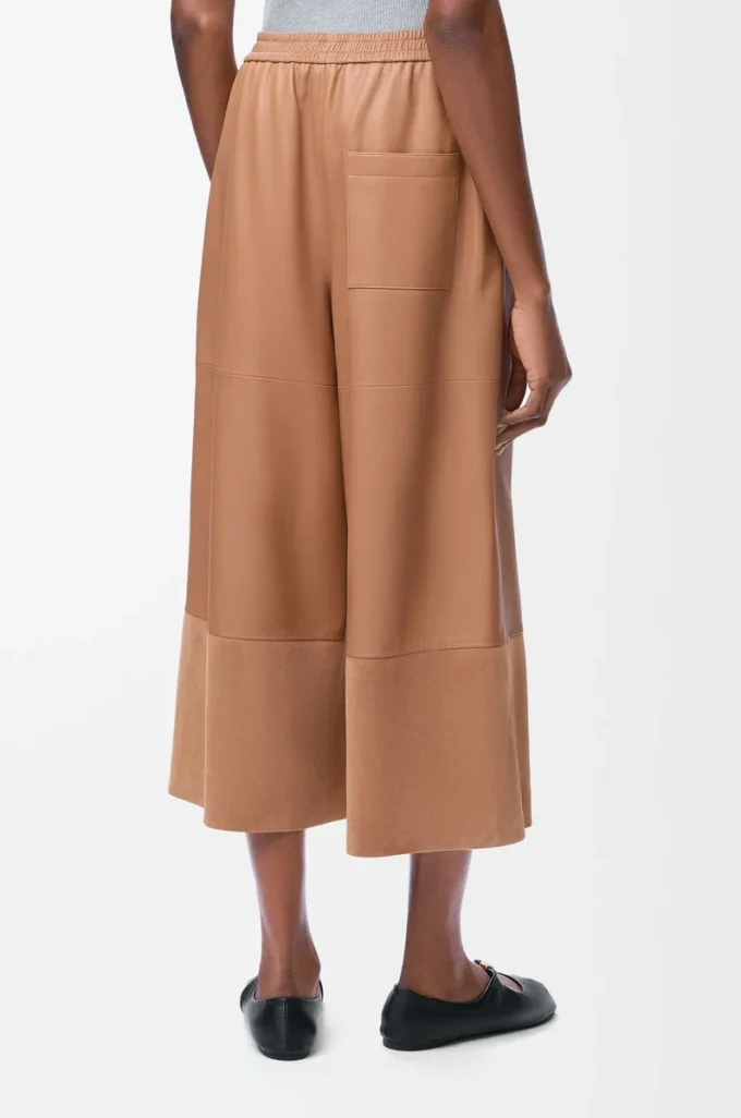 Cropped trousers in nappa lambskin and suede goatskin Toffee Cropped trousers in nappa lambskin and suede goatskin Toffee
