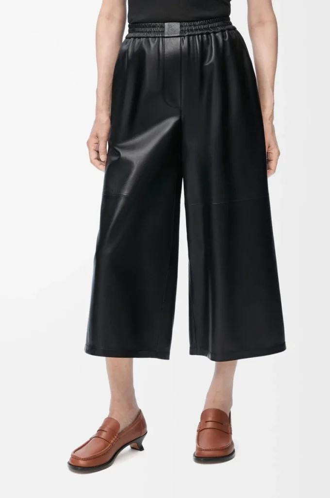 Cropped trousers in nappa lambskin Black Cropped trousers in nappa lambskin Black