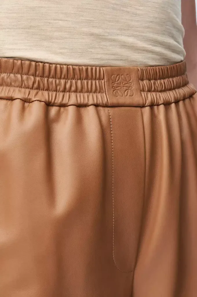 Cropped trousers in nappa lambskin Toffee