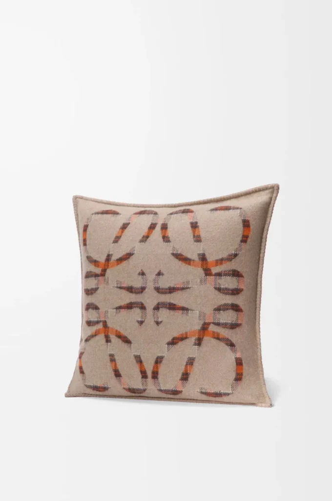 Cushion in wool and cashmere Beige/Orange Cushion in wool and cashmere Beige/Orange