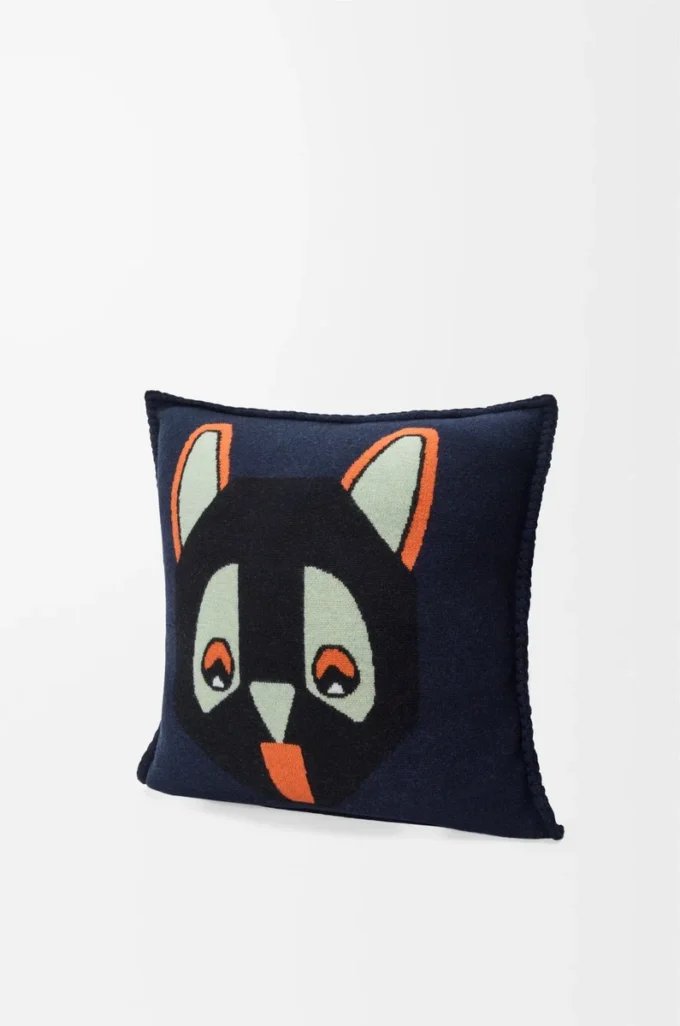 Cushion in wool Dark Navy Blue
