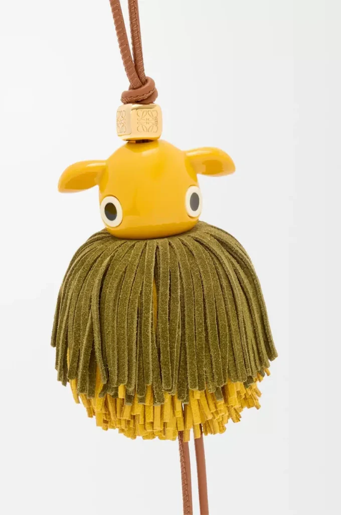 Dandy Puzz charm Tan/Yellow Dandy Puzz charm Tan/Yellow