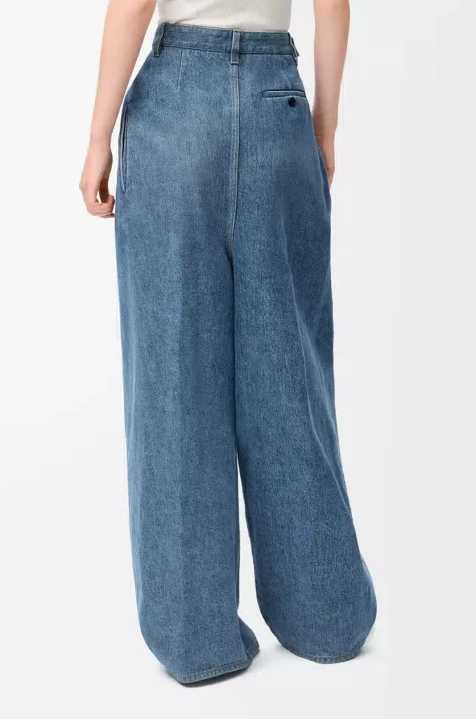 Draped jeans in denim Indigo Blue Draped jeans in denim Indigo Blue