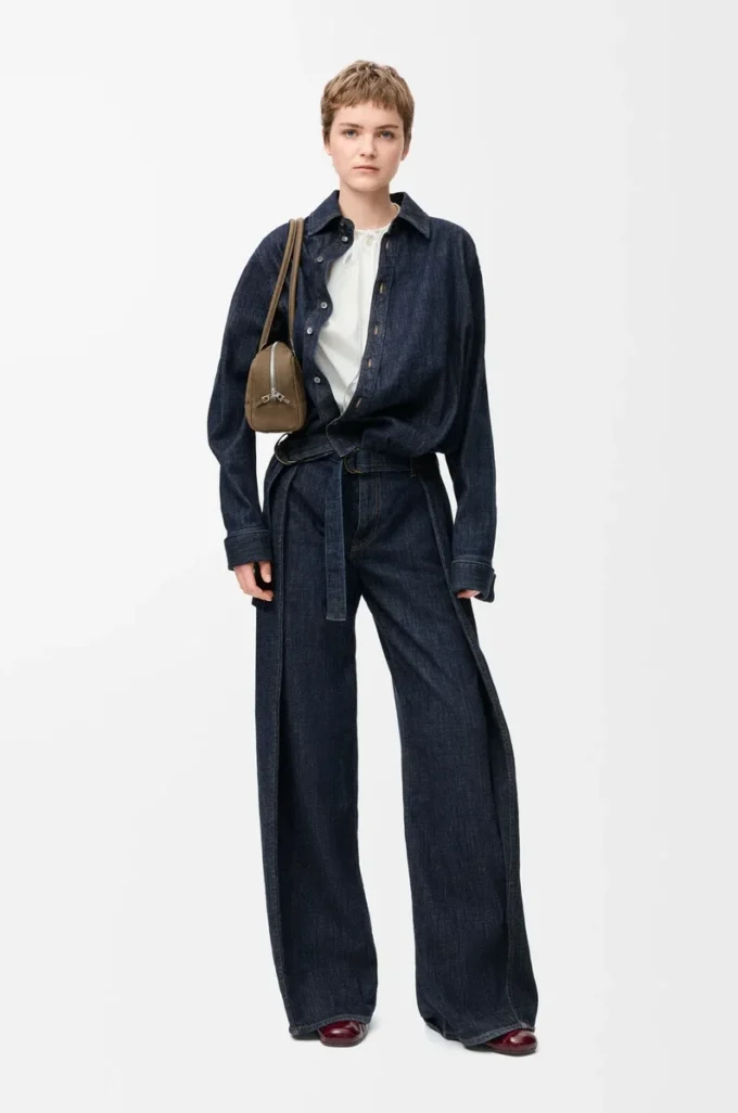Draped shirt in denim Indigo Blue Draped shirt in denim Indigo Blue