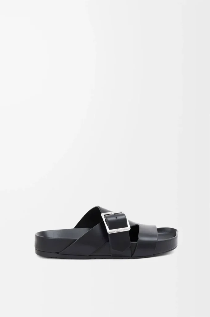 Ease Buckle slide in vegetable-tanned calfskin Black Ease Buckle slide in vegetable-tanned calfskin Black