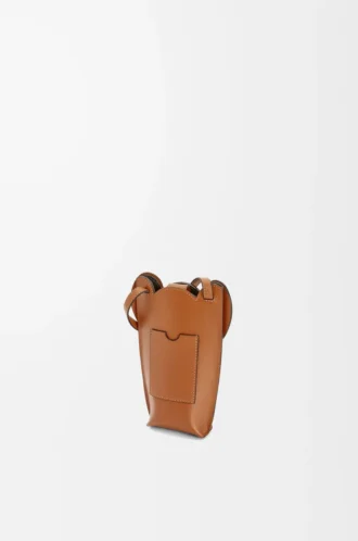 Elephant pocket in classic calfskin Tan