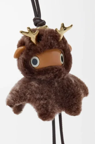Fawnie charm in shearling Brown