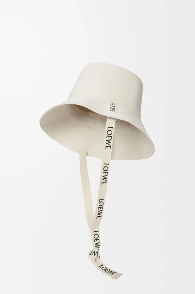Fisherman hat in canvas Soft White Fisherman hat in canvas Soft White