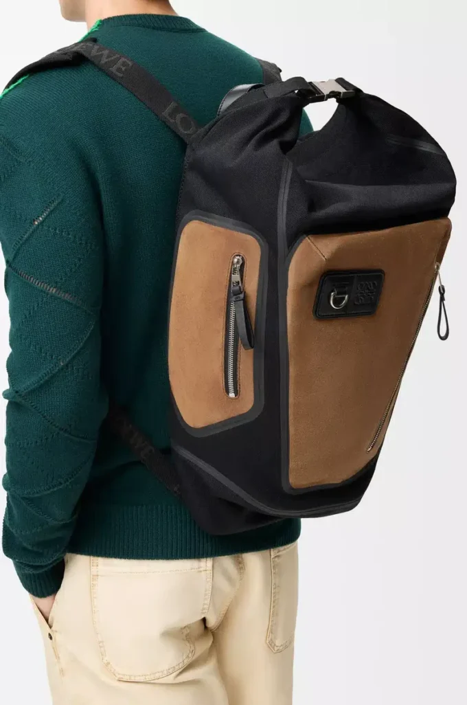 Flex roll-top backpack in canvas and suede Black/Dark Gold Flex roll-top backpack in canvas and suede Black/Dark Gold