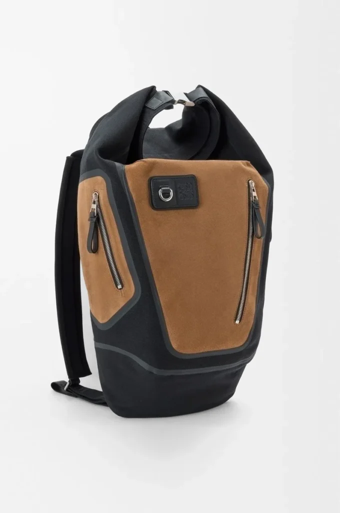 Flex roll-top backpack in canvas and suede Black/Dark Gold Flex roll-top backpack in canvas and suede Black/Dark Gold