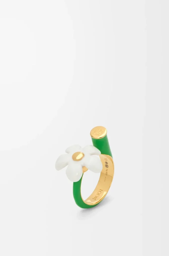 Flor ring in sterling silver and enamel Gold/White Flor ring in sterling silver and enamel Gold/White