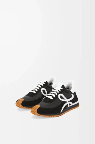 Flow Runner in nylon and suede Black/White