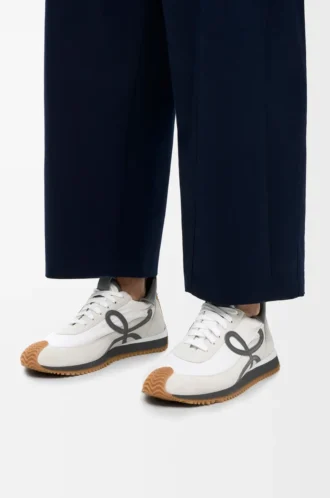 Flow Runner in nylon and suede Blue Anthracite/White