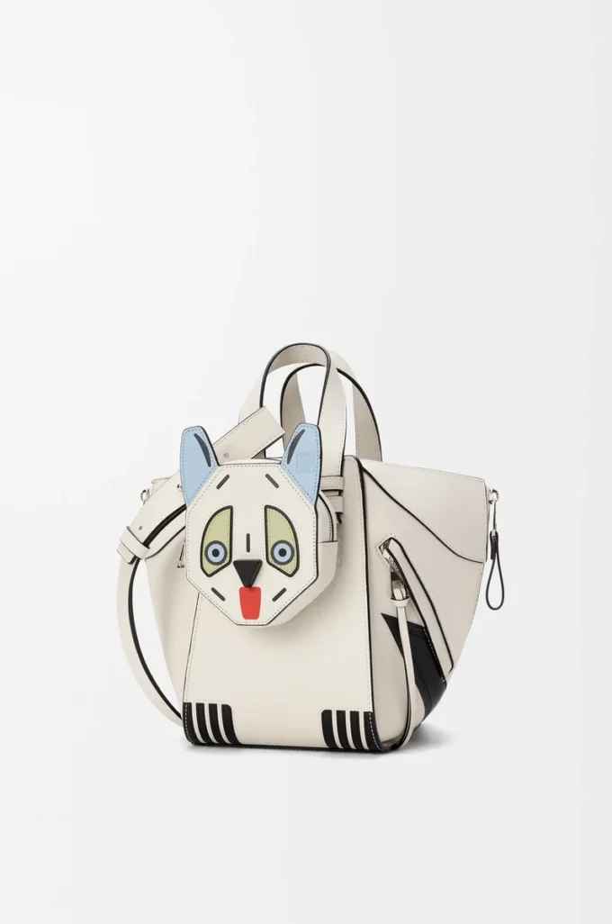 Futurist Cat compact Hammock bag in classic calfskin Soft White Futurist Cat compact Hammock bag in classic calfskin Soft White