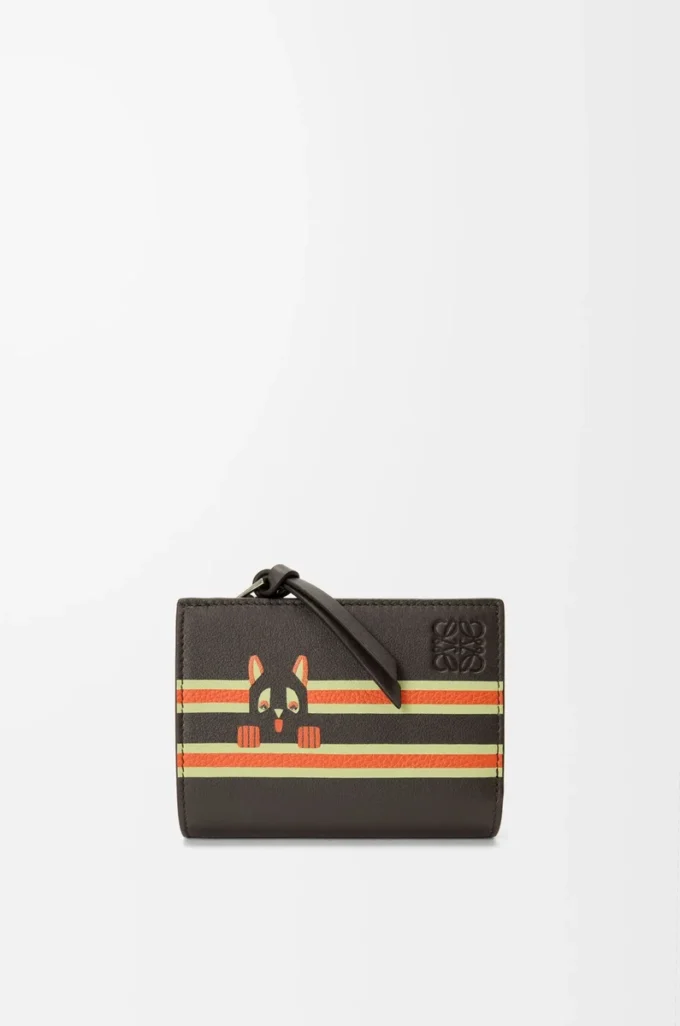 Futurist Cat compact wallet in classic calfskin Dark Taupe/Orange Futurist Cat compact wallet in classic calfskin Dark Taupe/Orange