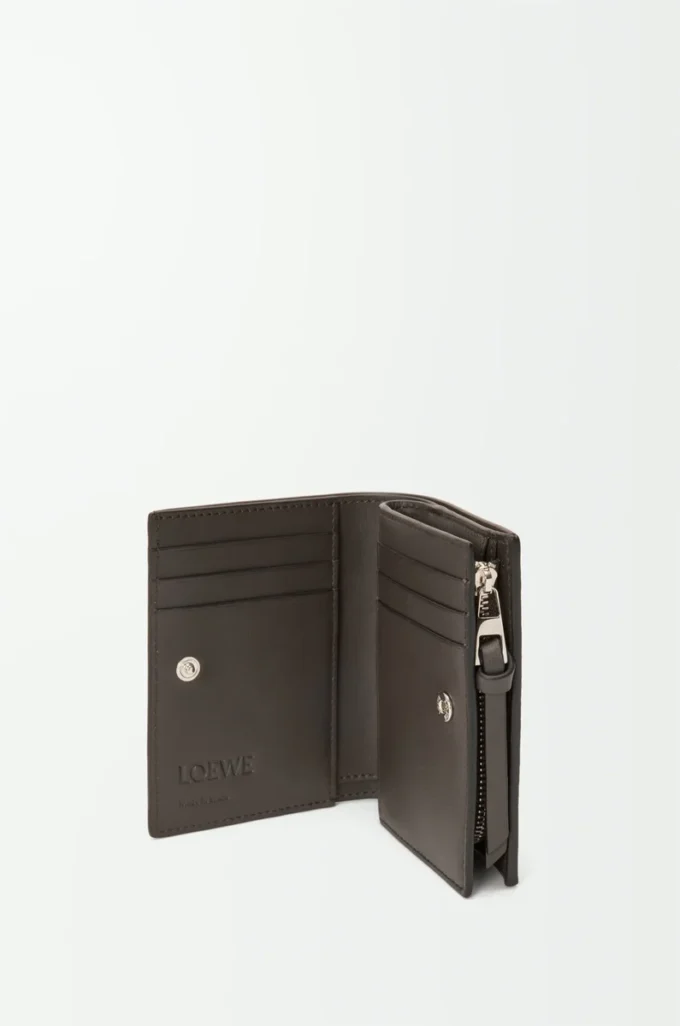 Futurist Cat compact wallet in classic calfskin Dark Taupe/Orange Futurist Cat compact wallet in classic calfskin Dark Taupe/Orange